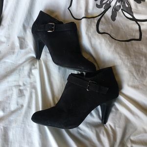 Black bootie heels